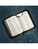 NLT Compact Zipper Bible New Living Translation